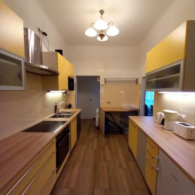 Kitchen or kitchenette, dishwasher, minibar, pet friendly, stove, toaster