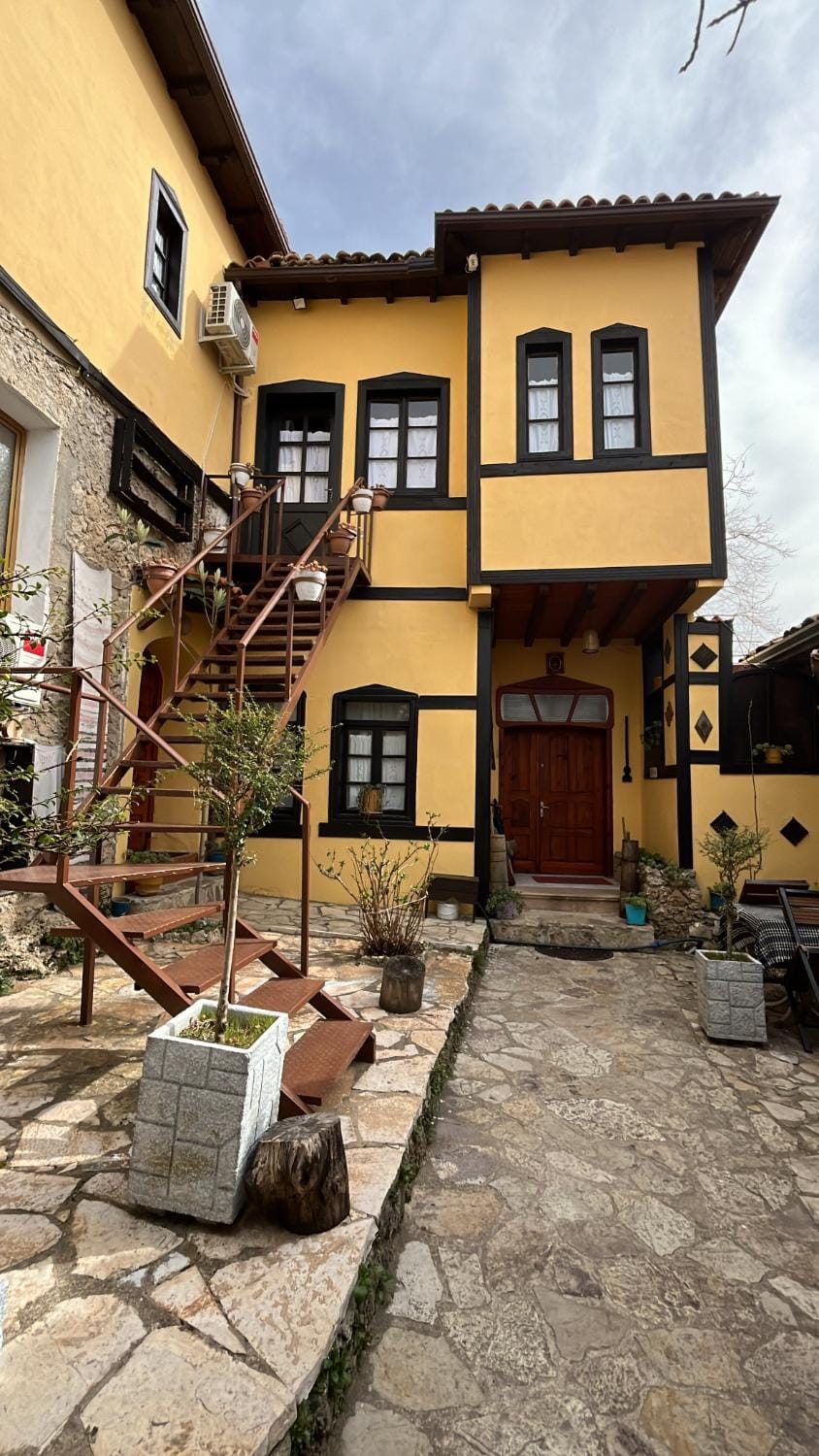 ROOMS EMILIANO Castle of Kruja Bed and Breakfast in Tirana County, Albania