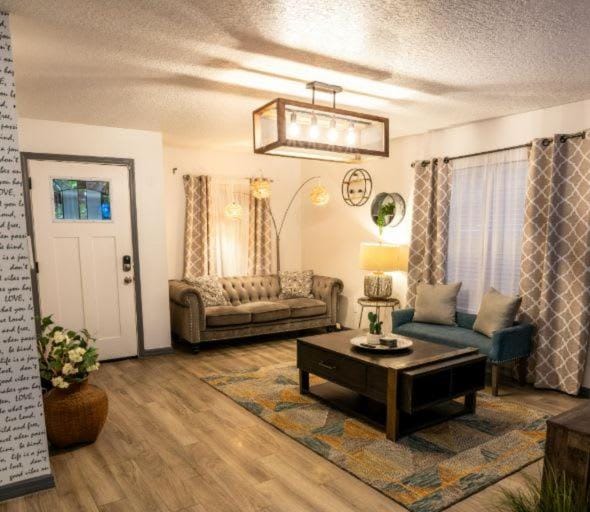 Upscale Ybor House with Outdoor Living Space House in Tampa