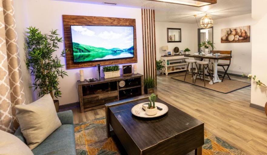 Upscale Ybor House with Outdoor Living Space House in Tampa