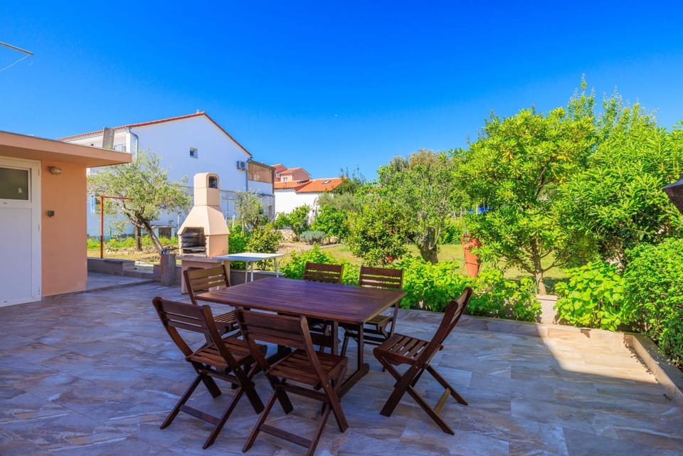 BBQ facilities, Balcony/Terrace