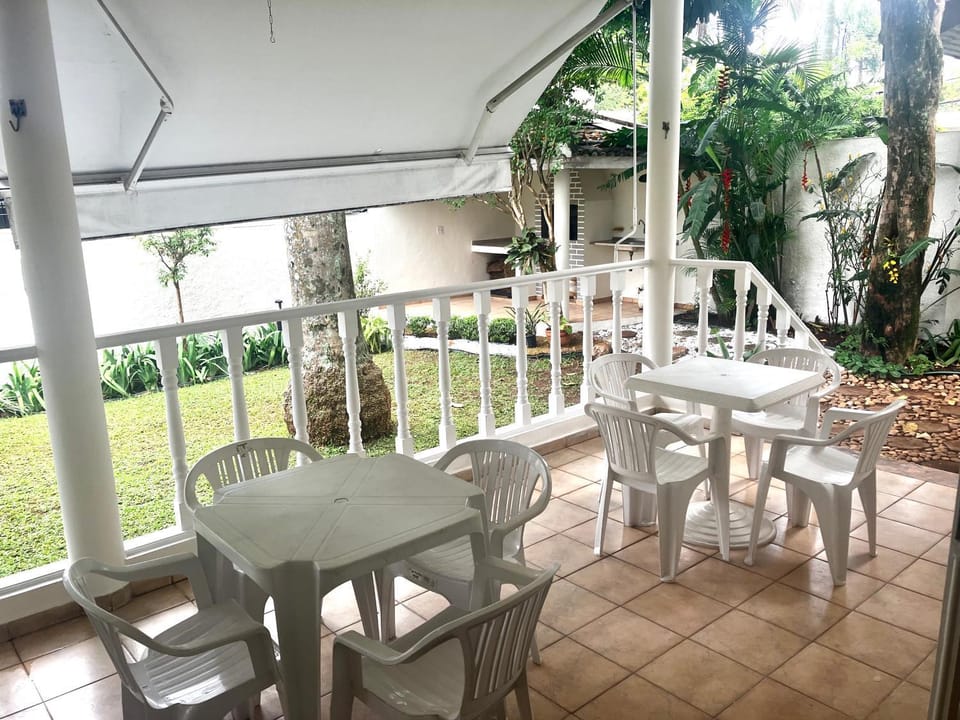 Garden, Balcony/Terrace, Dining area, Garden view