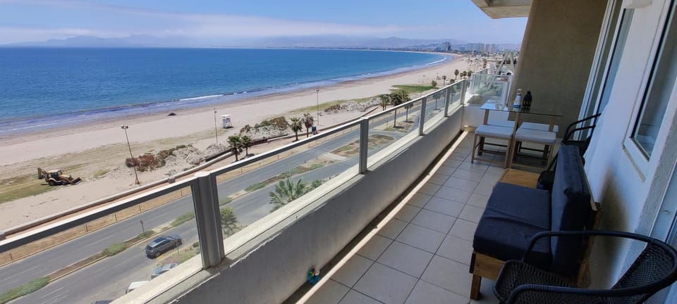 View (from property/room), Balcony/Terrace, Sea view