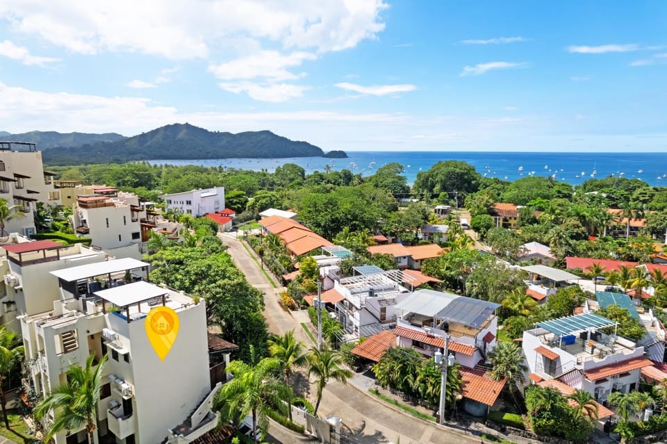 Property building, Neighbourhood, Bird's eye view, City view, Mountain view, Sea view, Street view