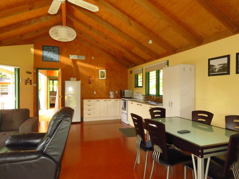 Mill Bay Charmer House in Northland