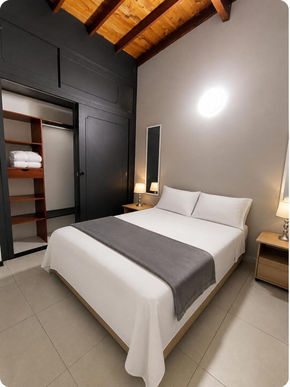 Apartamento 3 Habitaciones, Excelente ubicación a 2 minutos de la estación del metro Apartment in Medellin