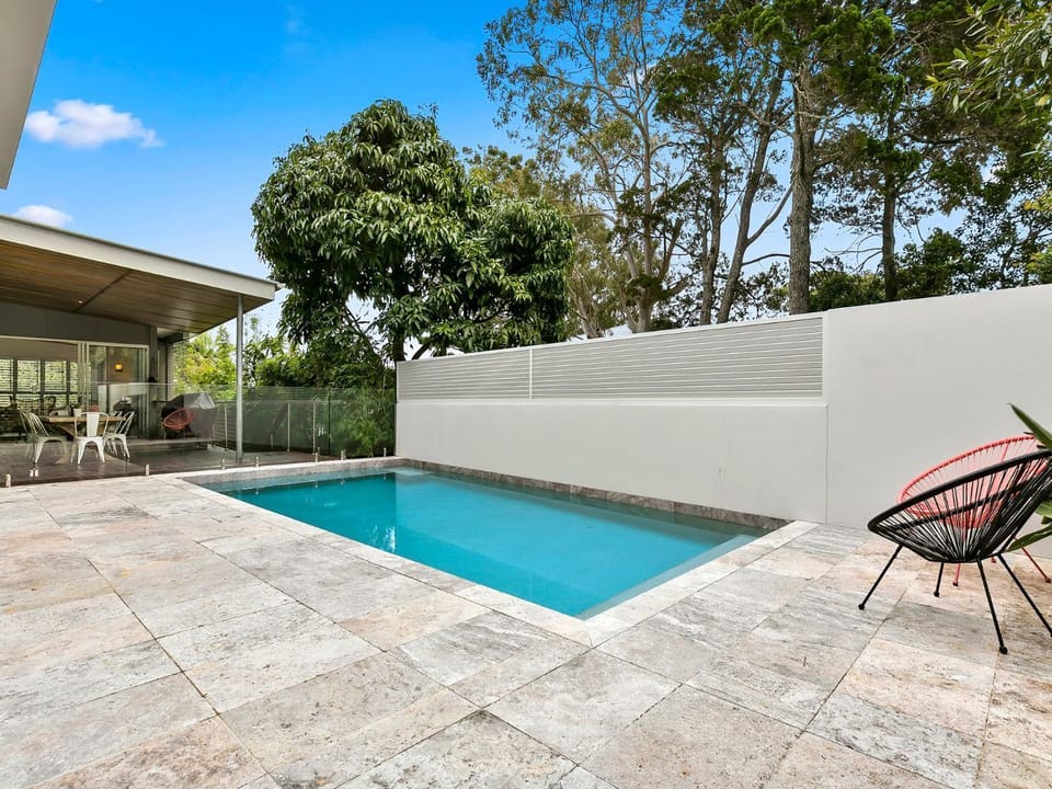 Swimming pool, Swimming pool