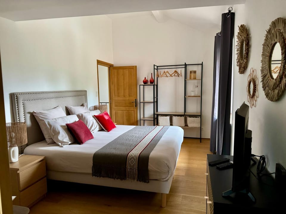 La Serre Des Mourgues Bed and Breakfast in Occitanie