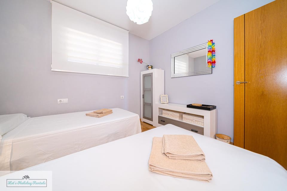 Luxury 2 Bed 2 Bath Apartment with pool Apartment in El Campello