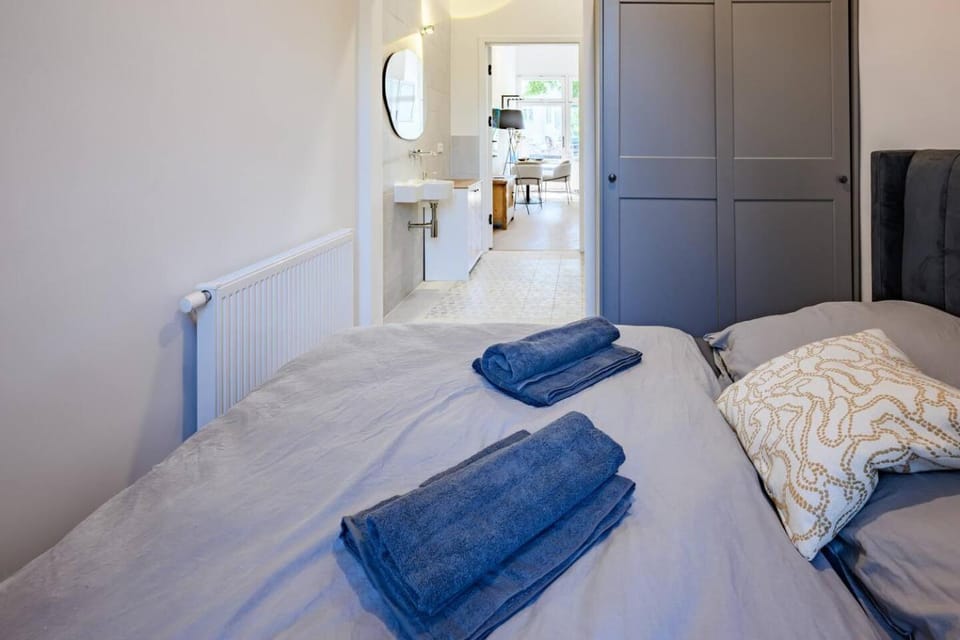 Cozy Lofts Next To Berliner Wall Apartment in Berlin