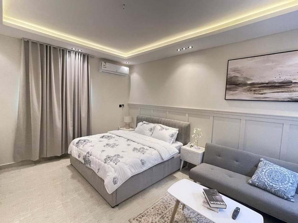 استوديو مودرن مع جاكوزي ودخـول ذاتي Apartment in Riyadh