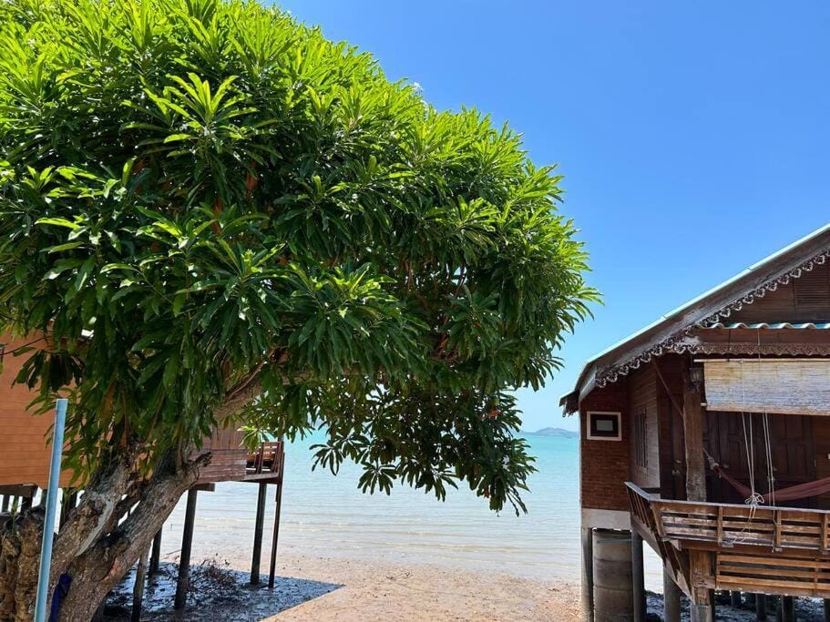 Lamsai AC Sea House House in Krabi Changwat