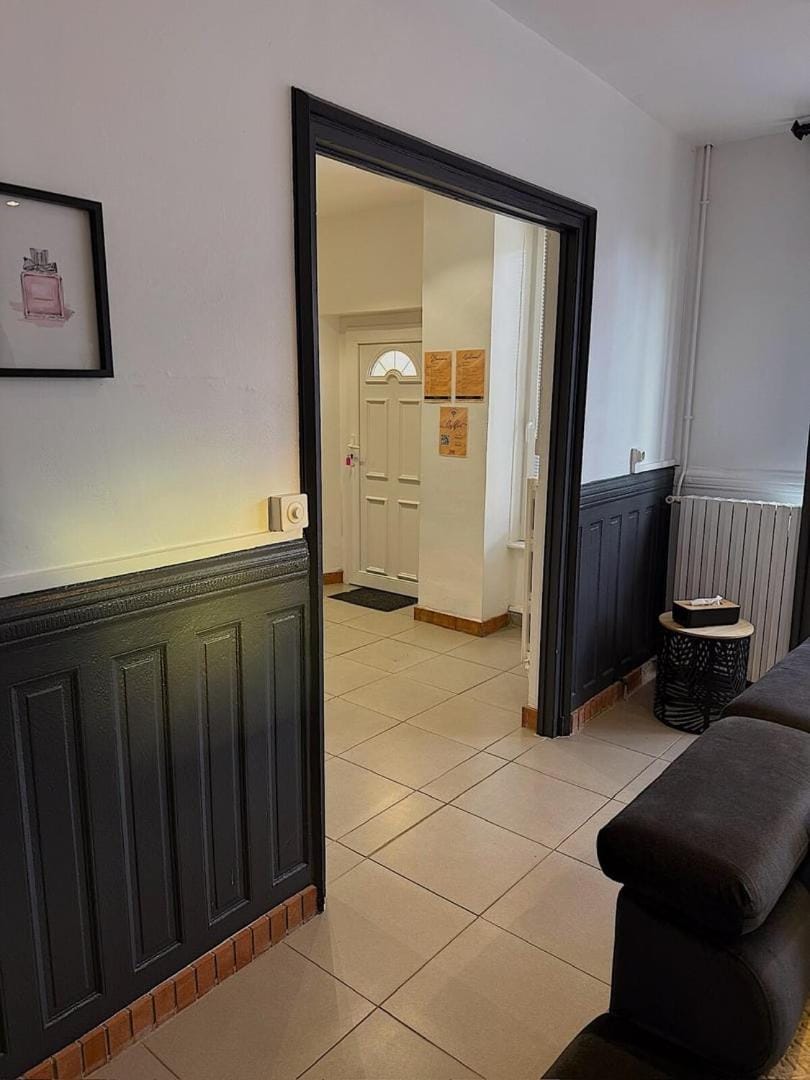 Un jardin au bord de l'eau Apartment in Dreux