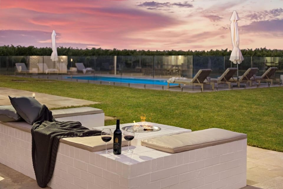 Garden, Swimming pool