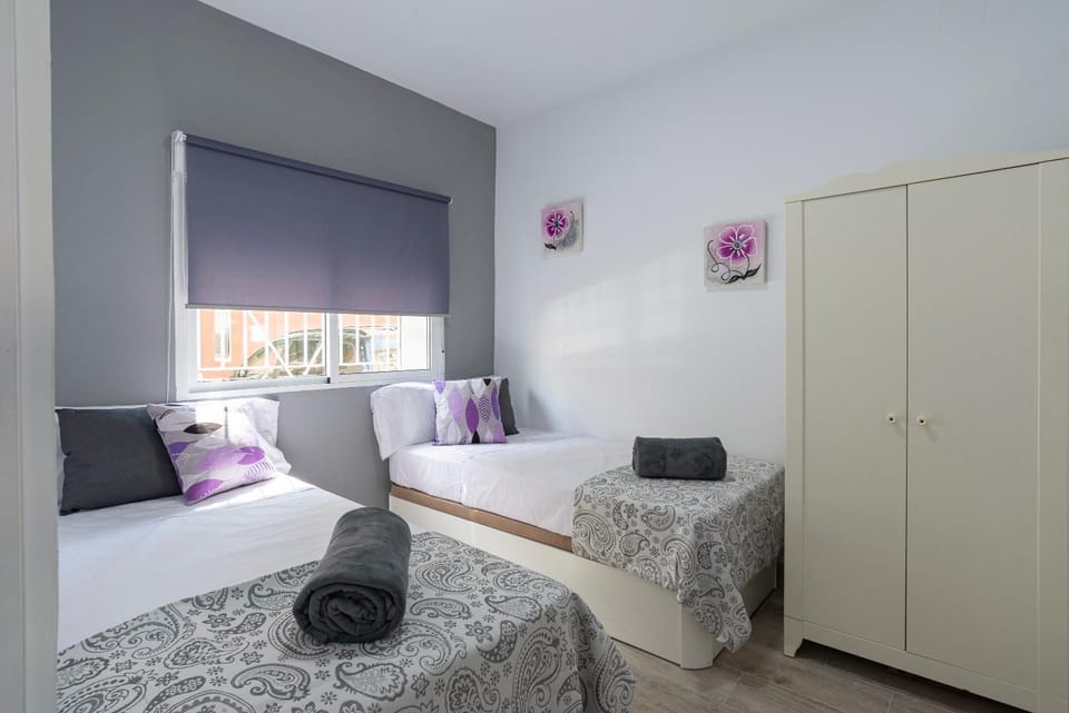 Bed, Photo of the whole room, Bedroom, towels, wardrobe