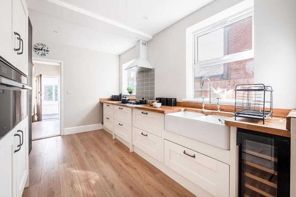 Kitchen or kitchenette, dishwasher, minibar, pet friendly, stove