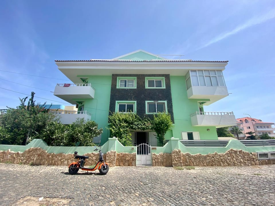 Wind Holiday Apartments - By Bobbywashere House in Santa Maria