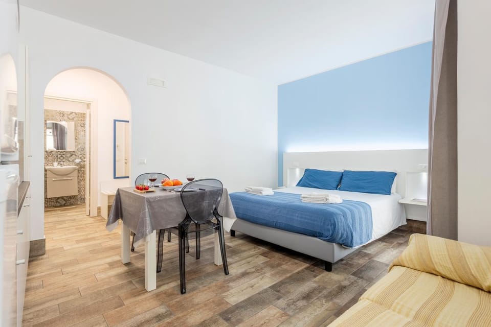 Living room, Bedroom