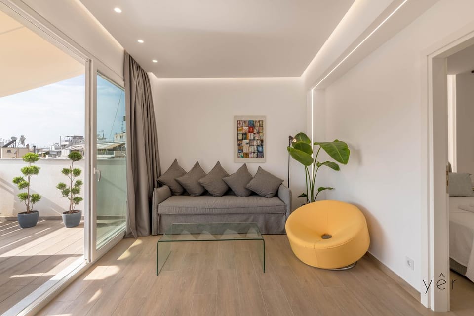 Living room, Seating area
