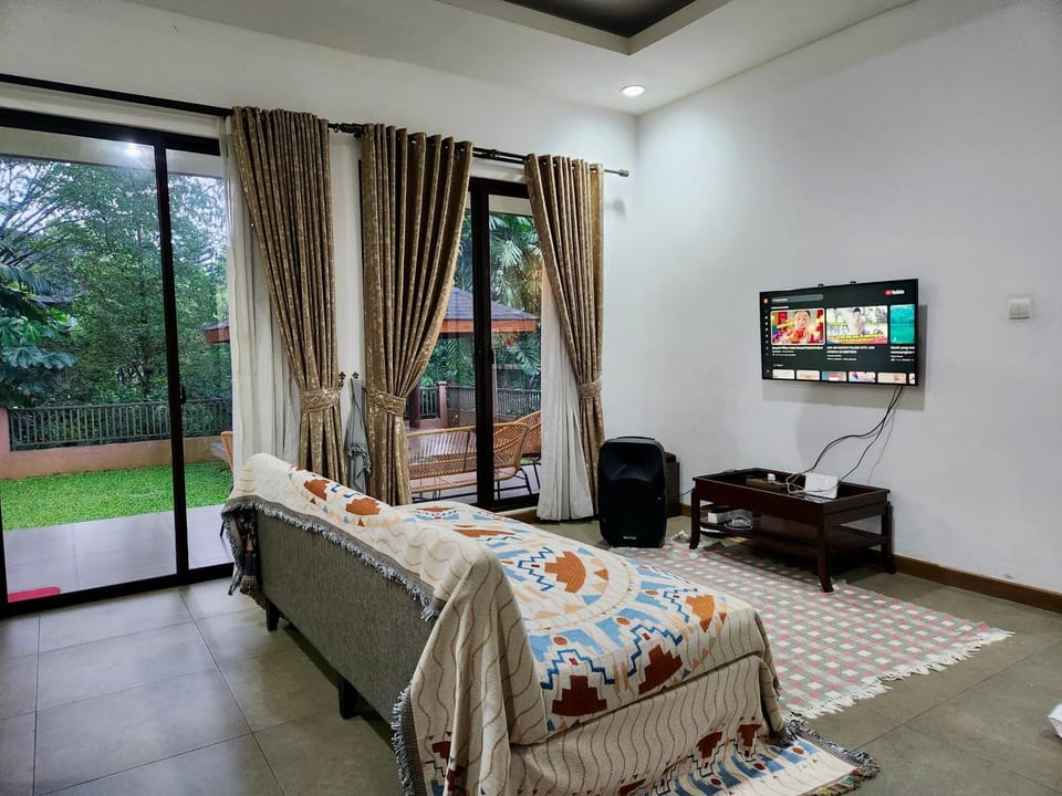 Five Leo’s villa Villa in West Java