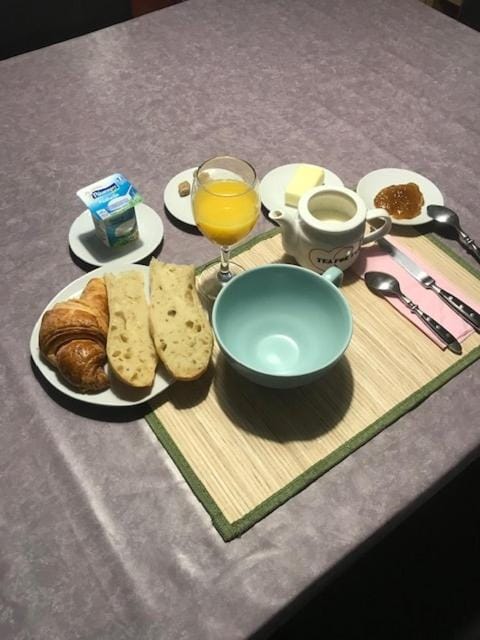 vaste chambre familiale Vacation rental in Bourgogne-Franche-Comté