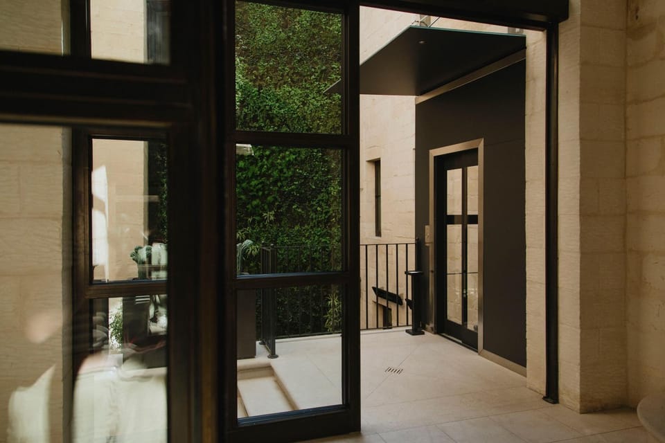 Patio, Internal: Not applicable to any particular room