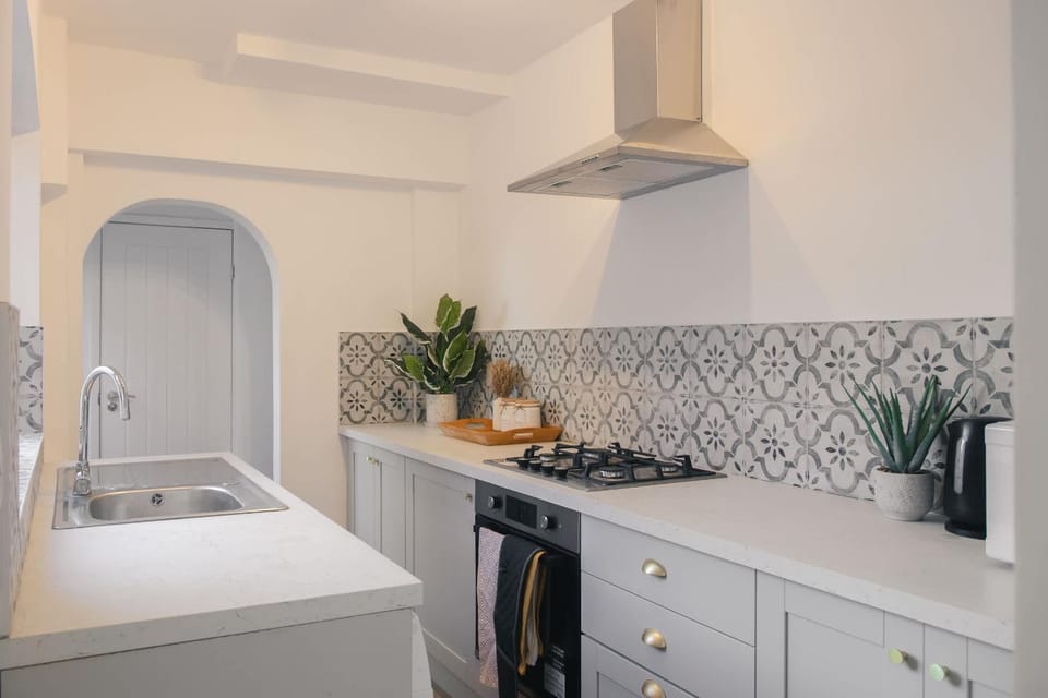 Modern 3 Bedroom Home in Central Rugby House in Rugby
