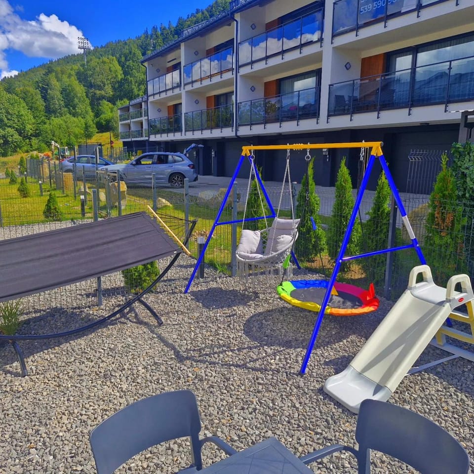 Apartamenty Spokoloko Ostoja Beskidy ARKTYKAloft i Rapa Nui Apartment in Poland