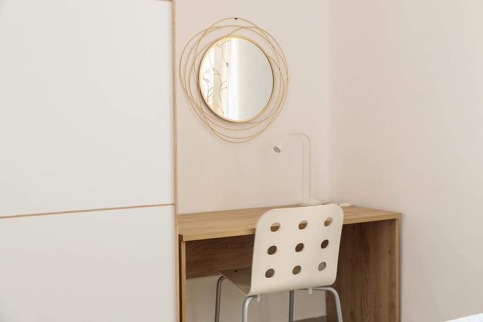 Seating area, wardrobe