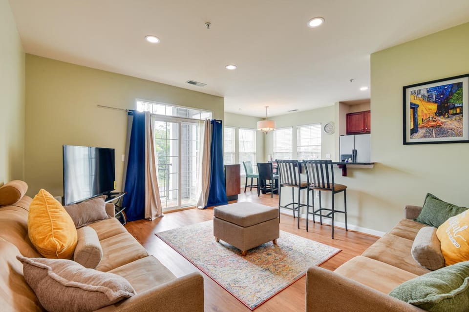 Capitol Heights Apartment ~ 8 Mi to National Mall! Apartment in Prince Georges County