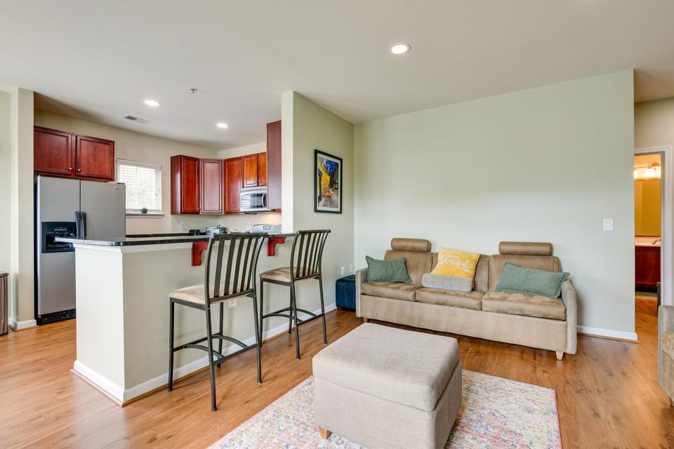 Capitol Heights Apartment ~ 8 Mi to National Mall! Apartment in Prince Georges County