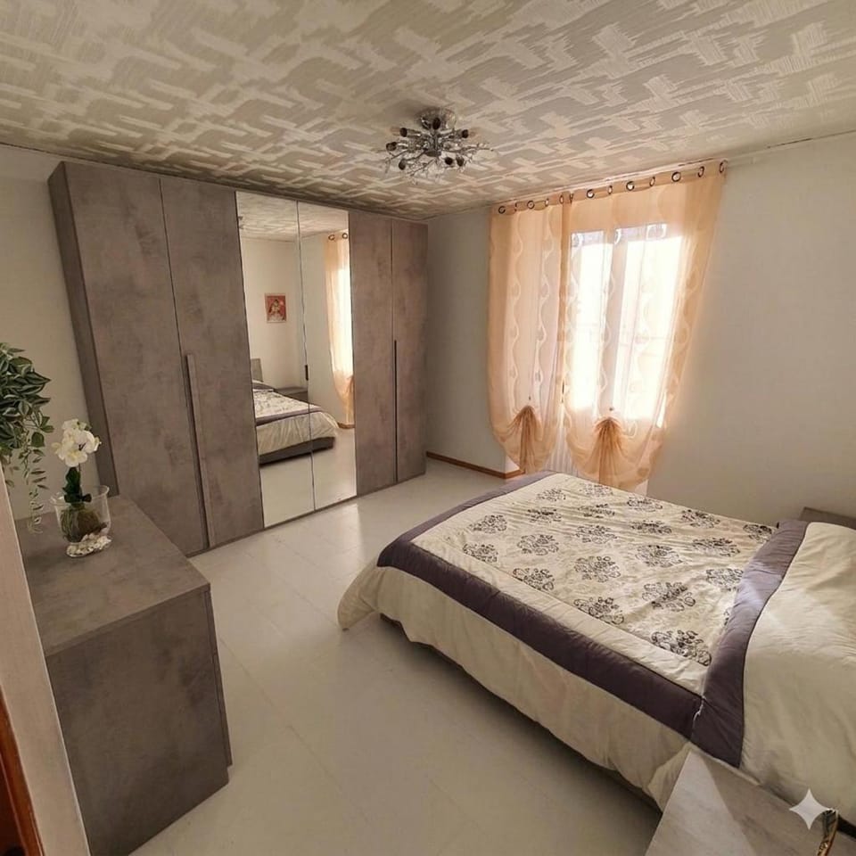 Intero appartamento situato a 30 metri dal mare 5 Apartment in Genoa