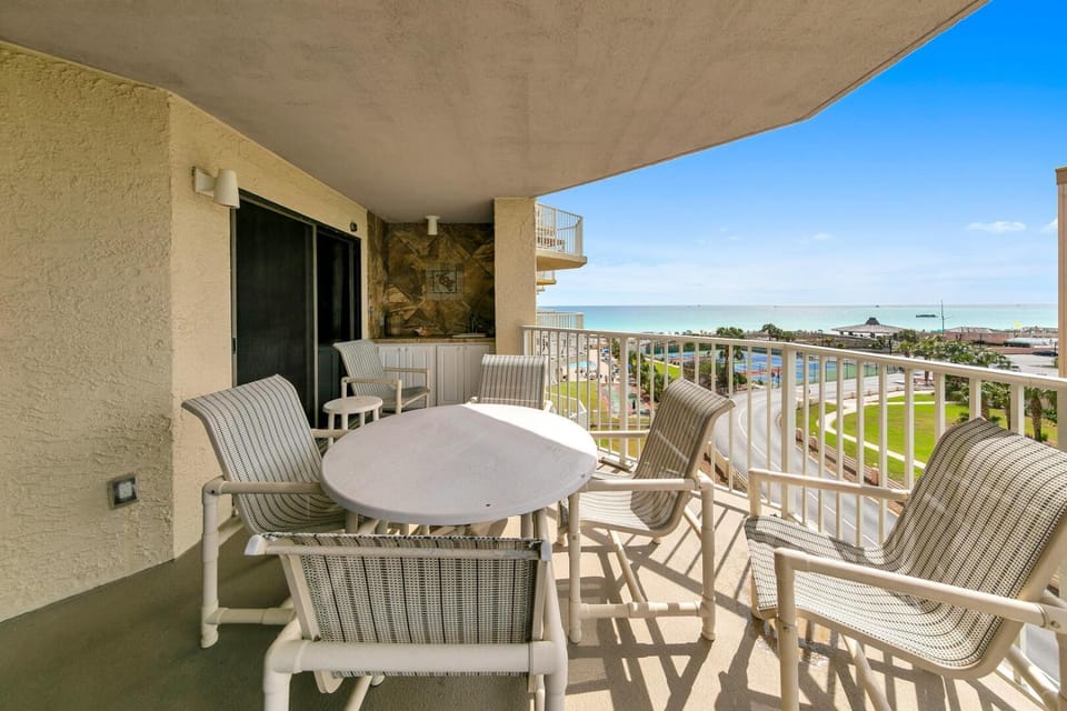 Inlet Reef 416 - Gulf View 2BR House in Destin