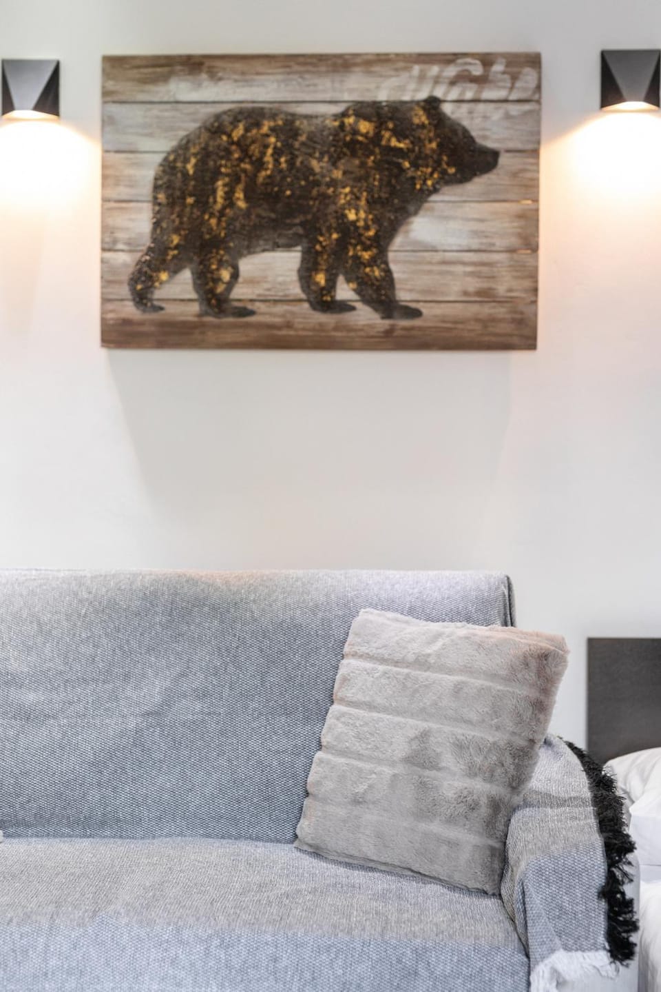 Living room, Decorative detail, Seating area