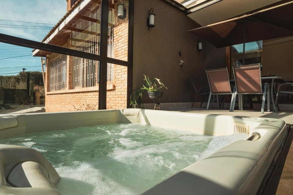 Hot Tub, Spa and wellness centre/facilities