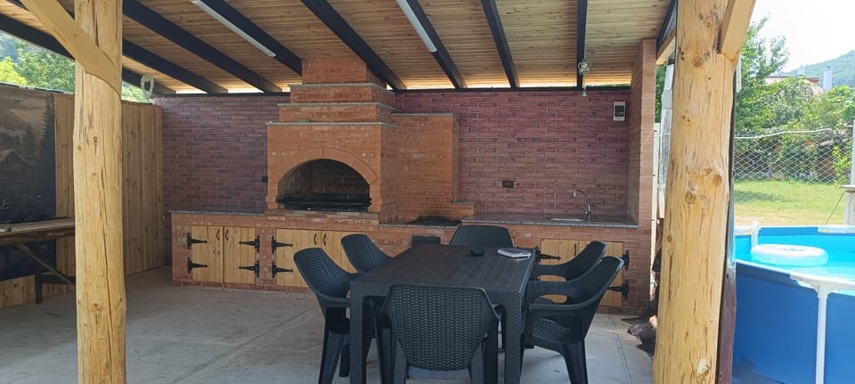 AGROPENSIUNEA ZAMOLXIS Farm Stay in Romania