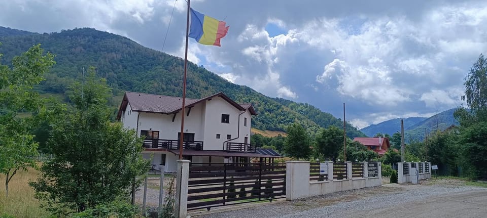 AGROPENSIUNEA ZAMOLXIS Farm Stay in Romania