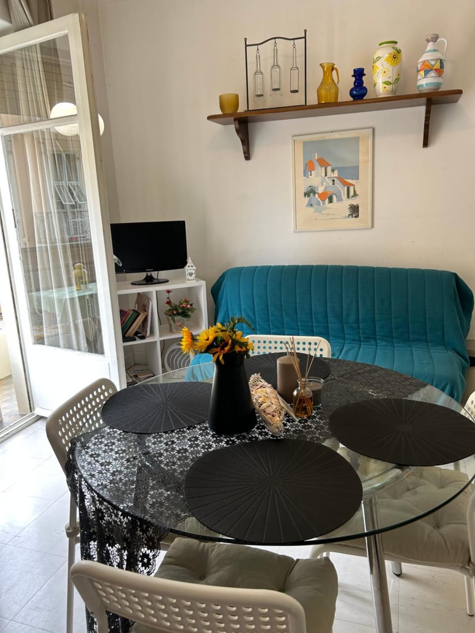 TV and multimedia, Living room, Dining area