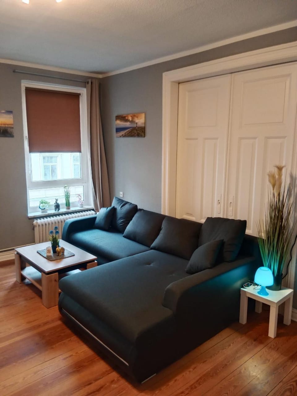 View (from property/room), Living room, Seating area