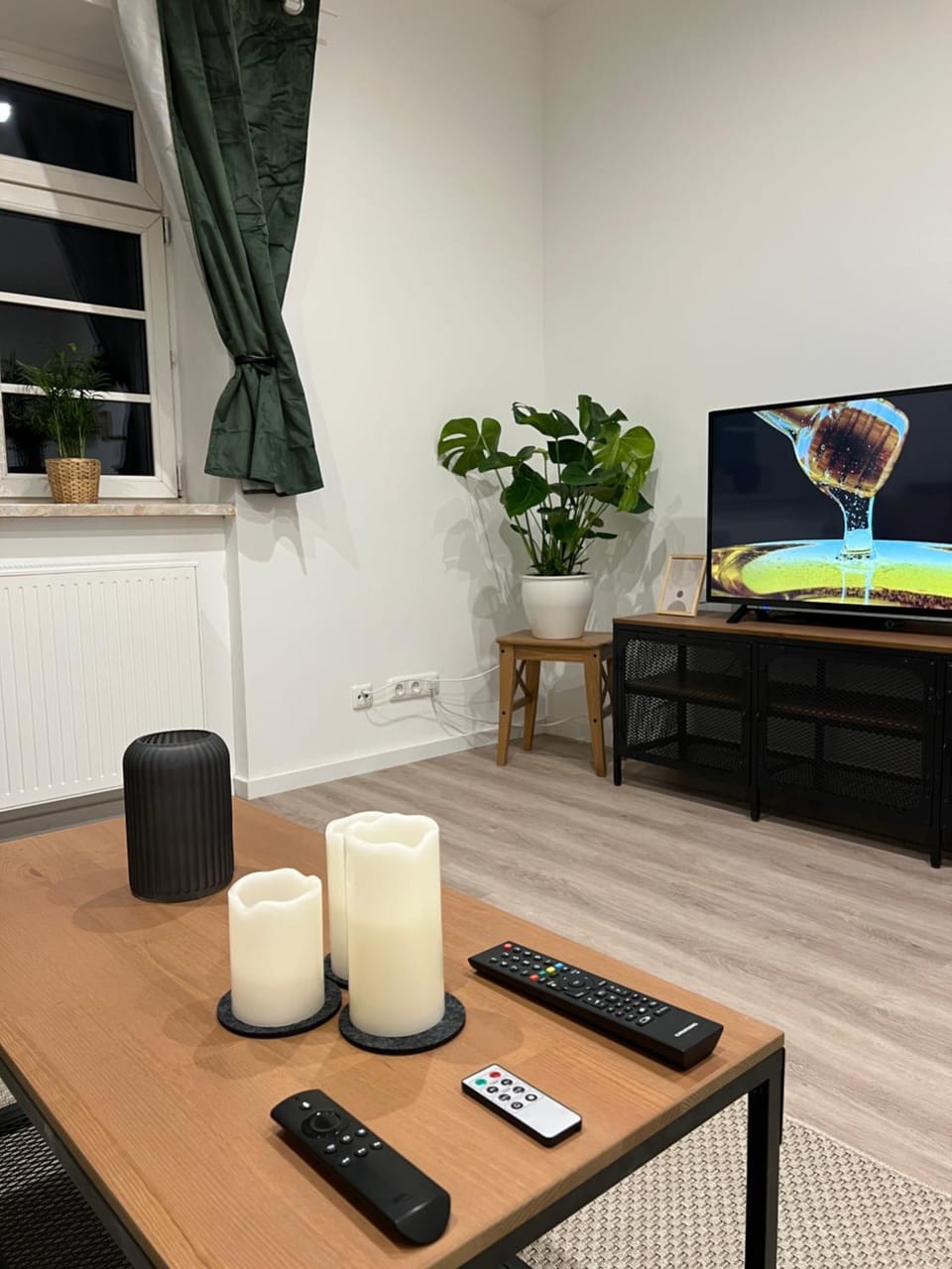 Communal lounge/ TV room, TV and multimedia, Evening entertainment