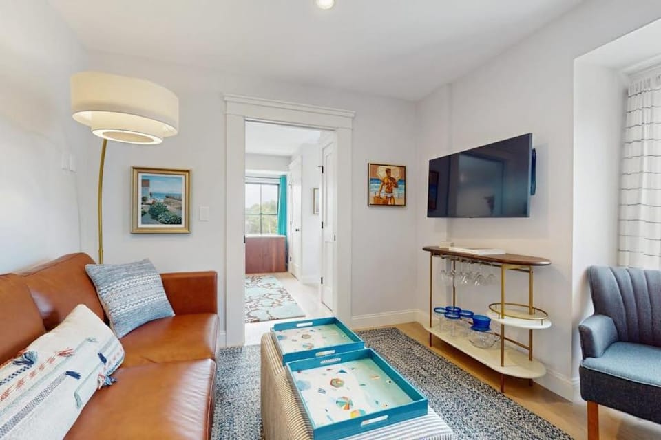 Fun in the Sun Apartment in Provincetown
