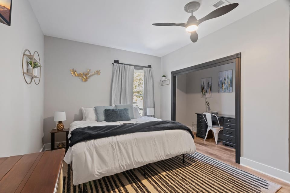 Workfriendly home with priv yard, near downtown House in Jeffersonville