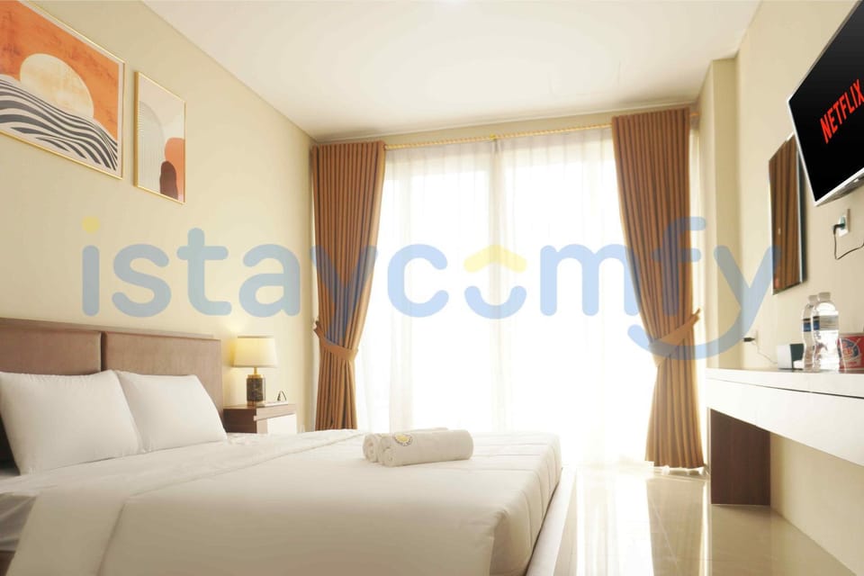 Bed, TV and multimedia, Bedroom, hair dresser