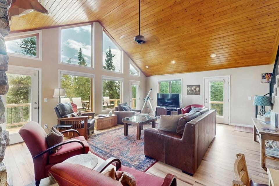 Ski Retreat House in Park County