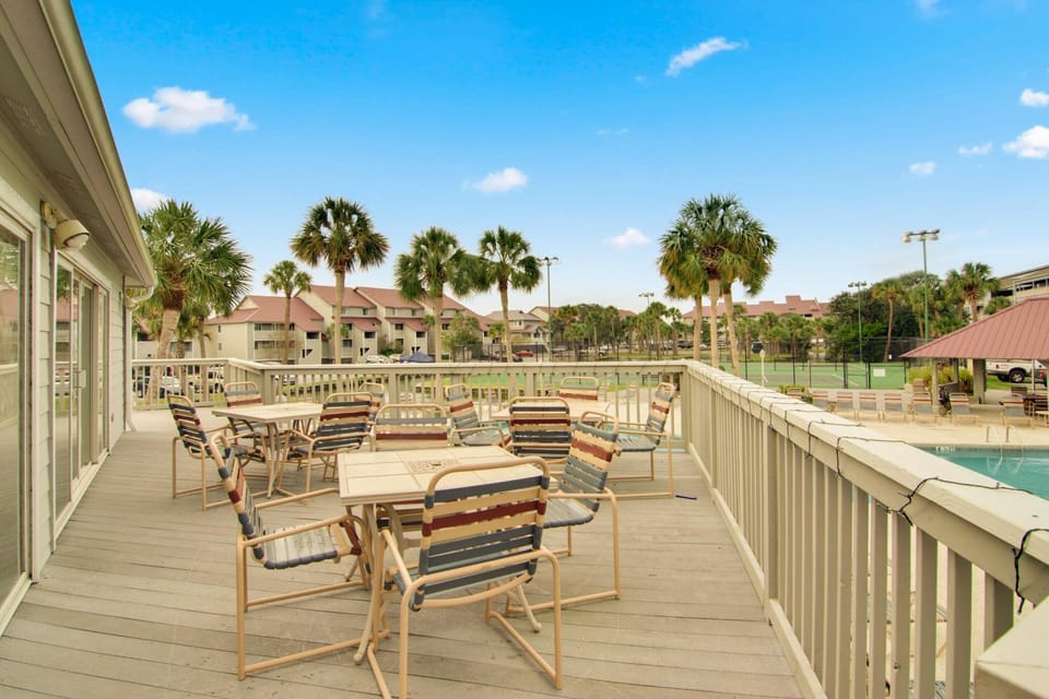 Marsh View Villas 129 - 30 Day Rental House in Folly Beach