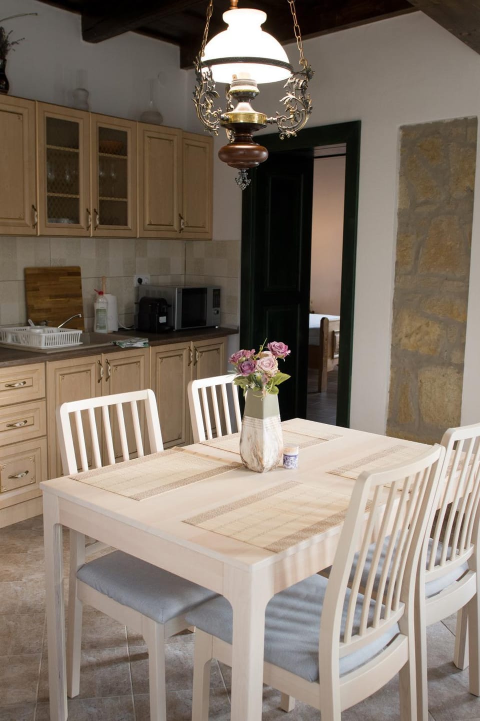 Kitchen or kitchenette, Meals, minibar, stove