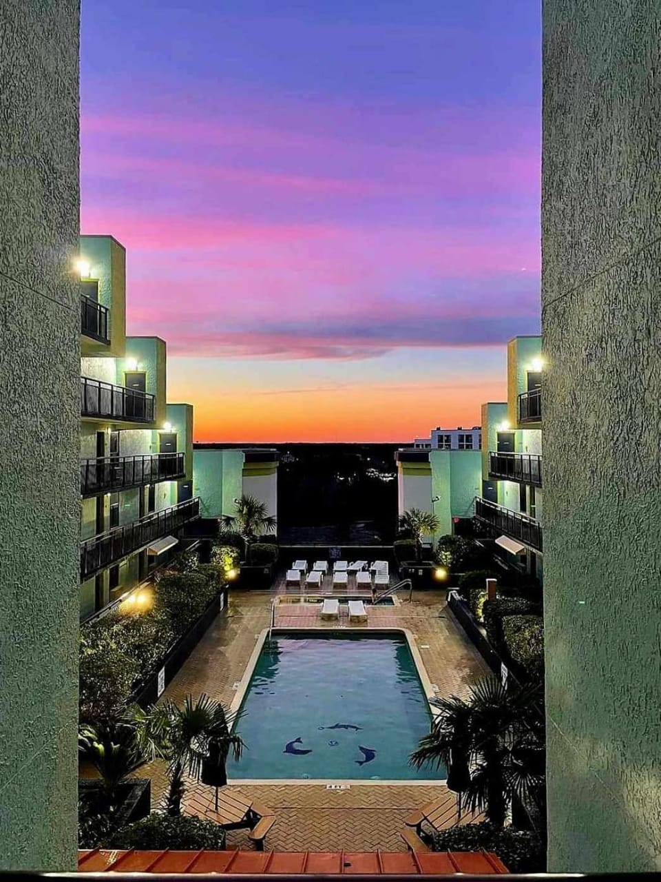 Hot Tub, Swimming pool