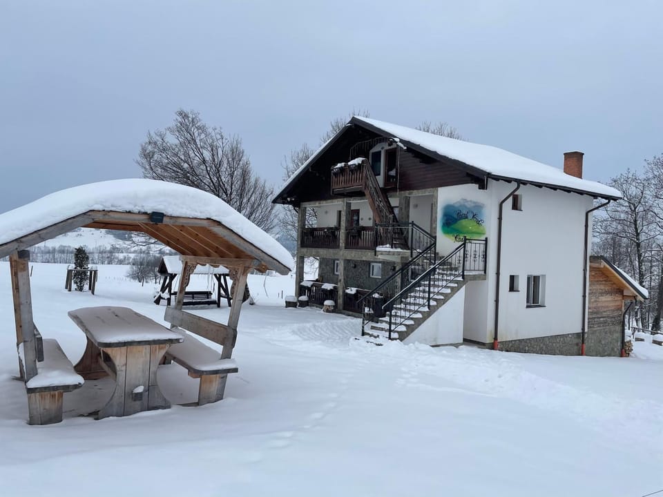 Property building, Natural landscape, Winter