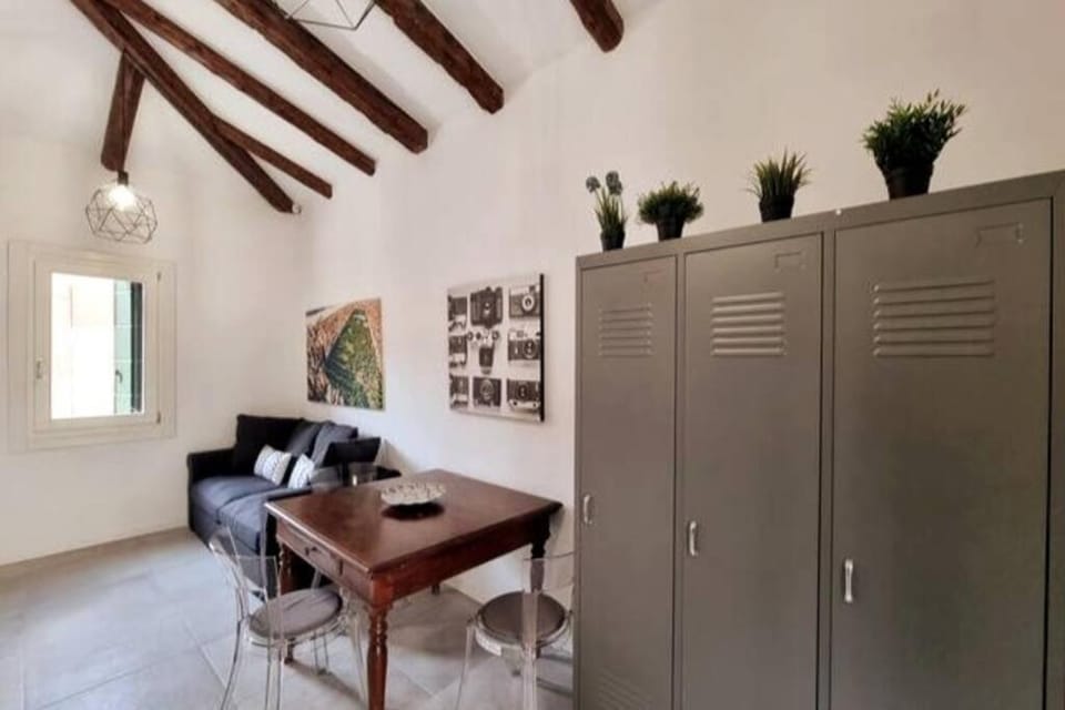 S. GIACOMO DA L'ORIO Apartment in Venice