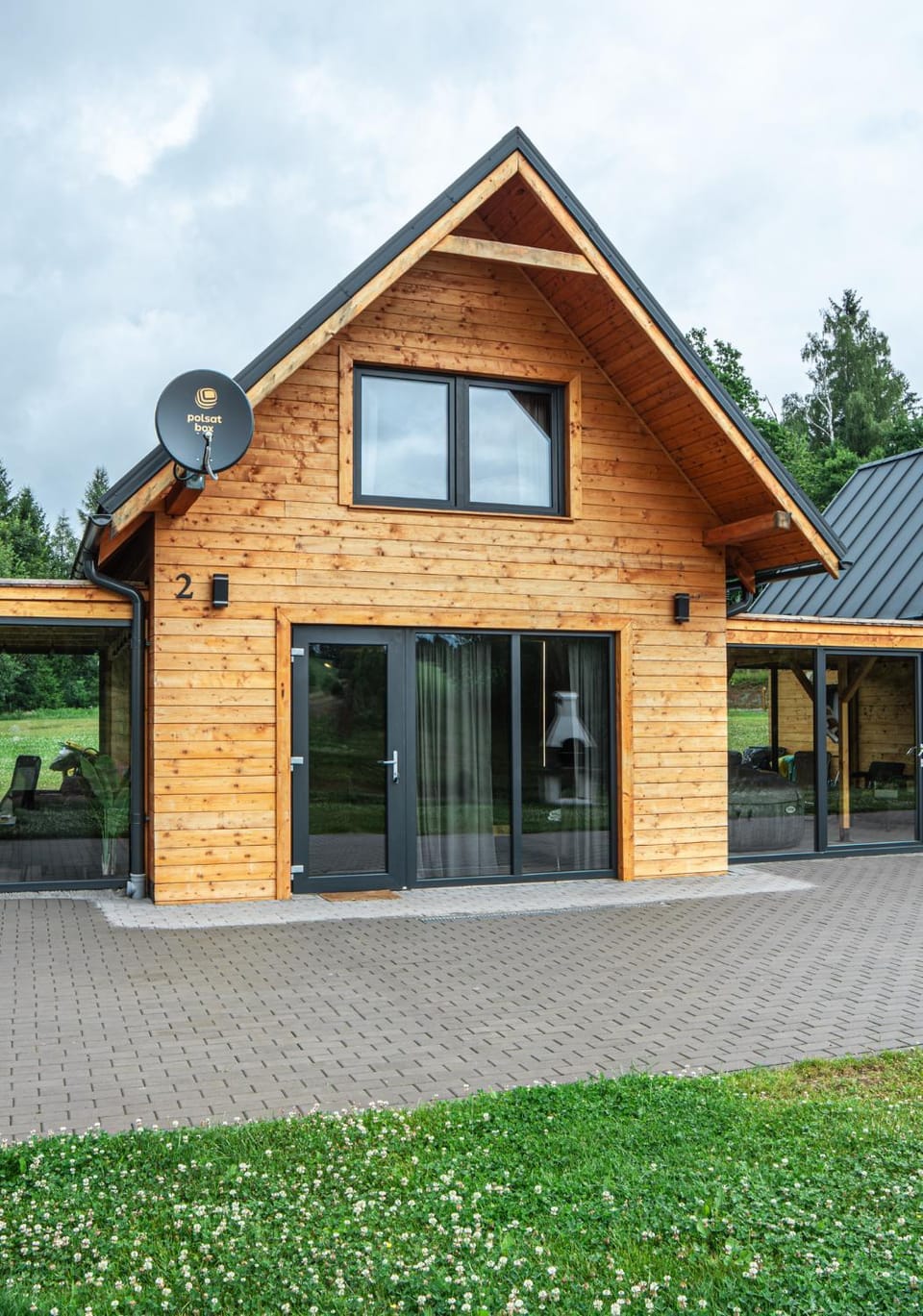 Domki Nad Stawami z Jacuzzi i Sauną 2 House in Lower Silesian Voivodeship